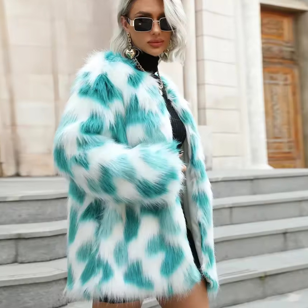 Stylish Women's Faux Fur Jacket Coat - Teal and White NEW CUSTOM MADE MOB NWT